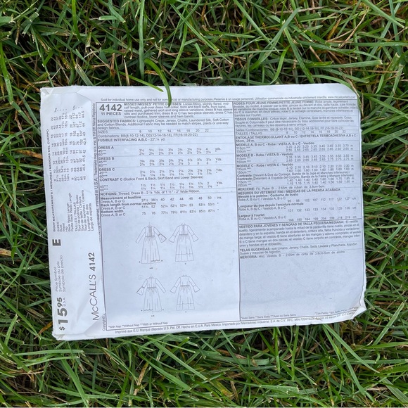 Vintage Dress Pattern - Picture 5 of 8